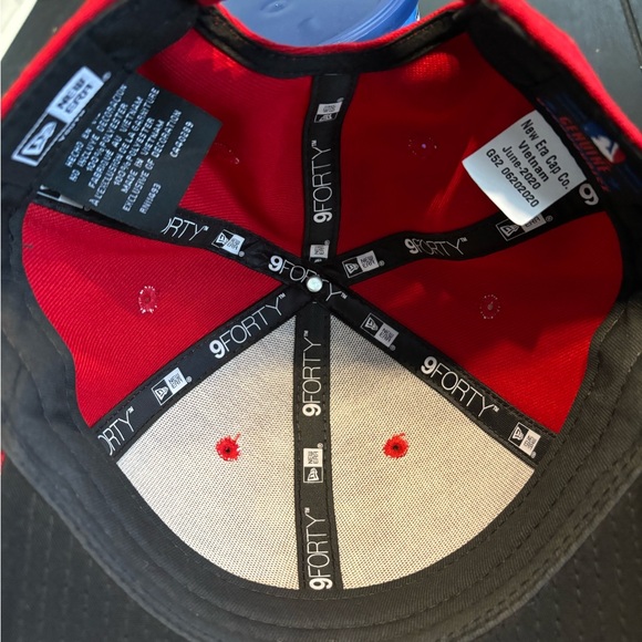 New Era * 9Forty Los Angeles Angels YOUTH Velcro Back hat. - Picture 7 of 8